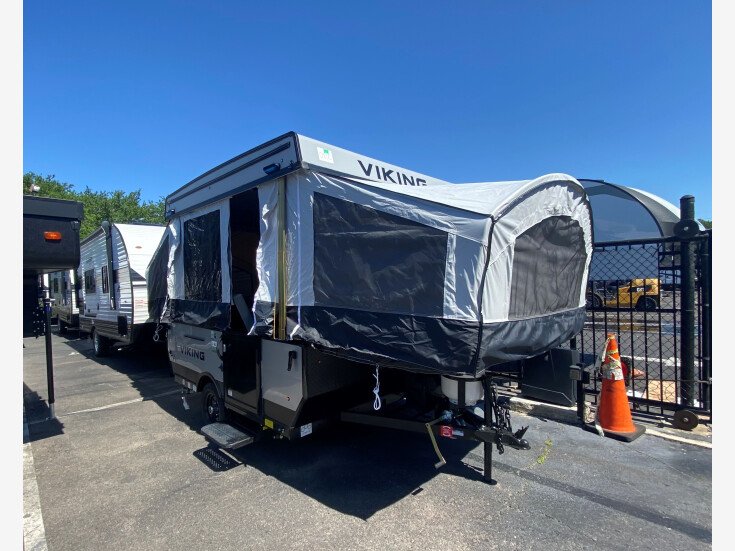Thumbnail Photo undefined for New 2022 Coachmen Viking